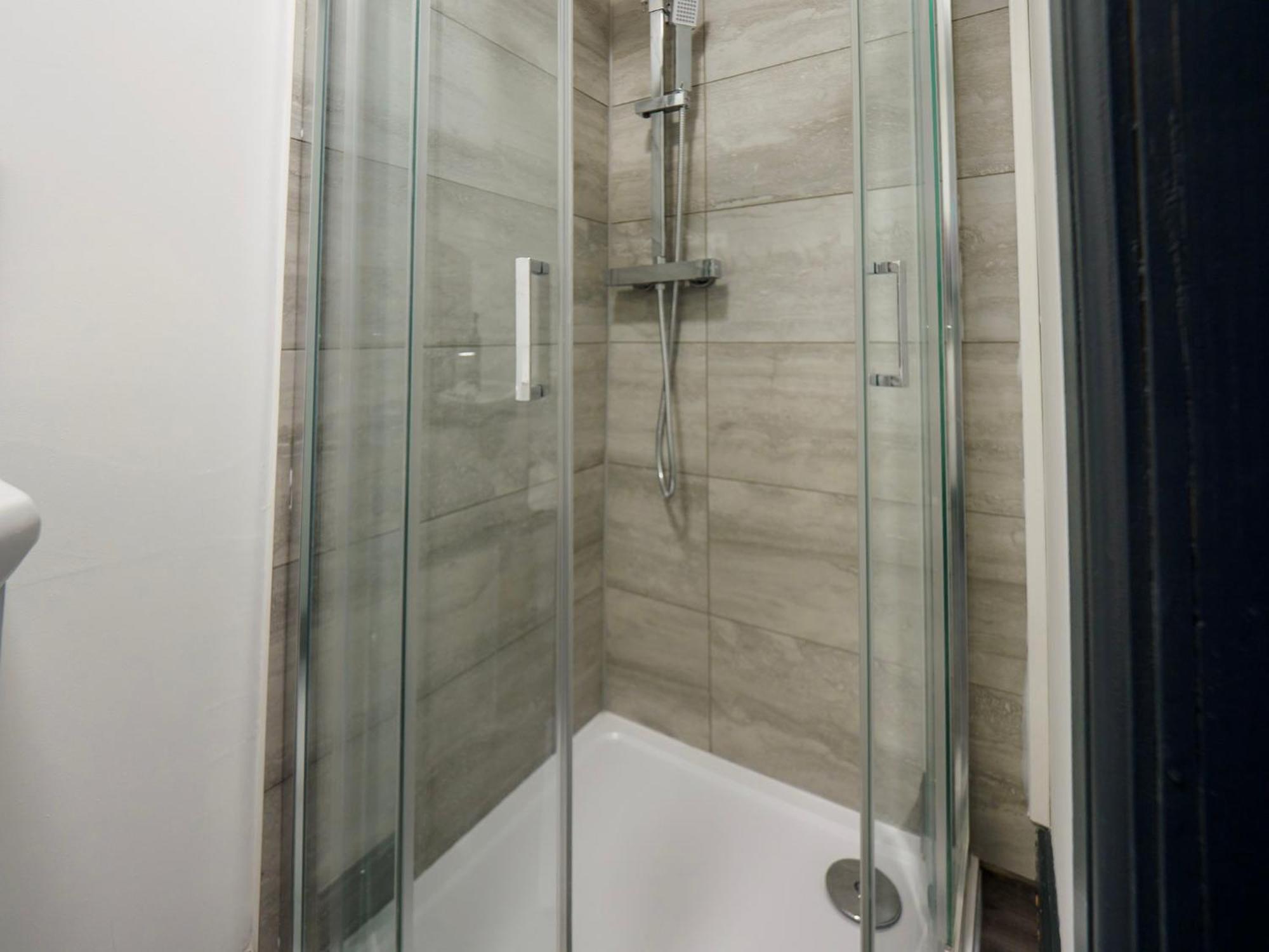 Chatham Lodge Family Room 2 Ensuite Stoke-on-Trent Exterior photo